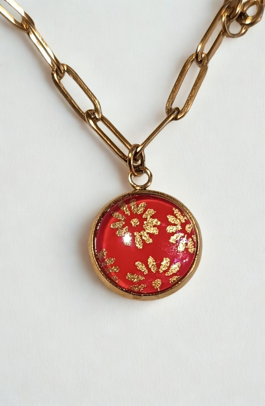 Collier à breloques MIRYOKU rouge
