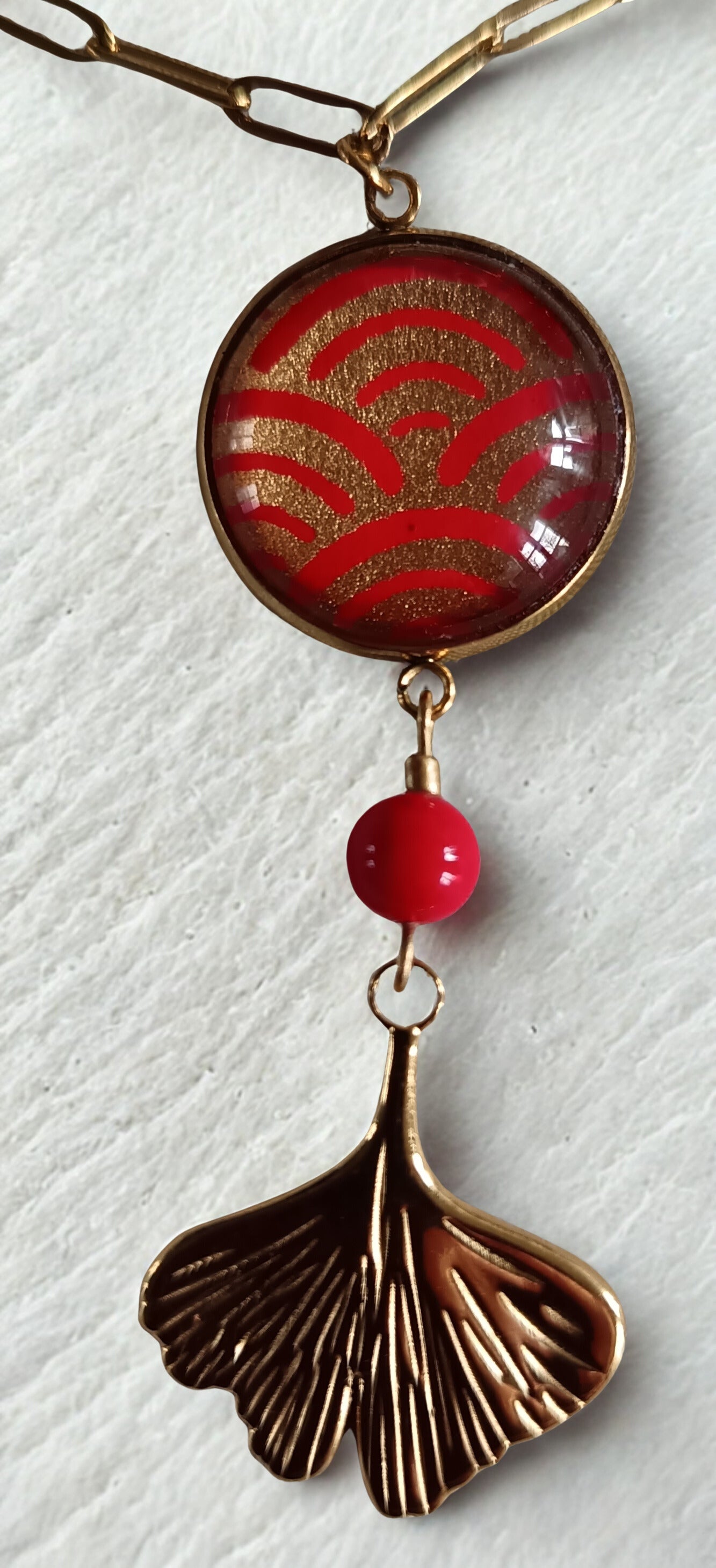 Collier à breloques MIRYOKU rouge