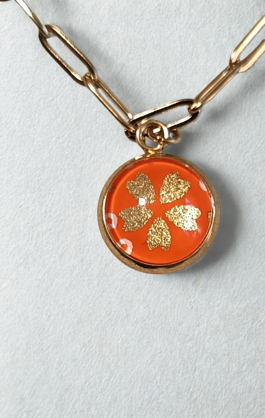 Collier à breloques MIRYOKU orange